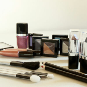 10 essential women’s cosmetics for face and body