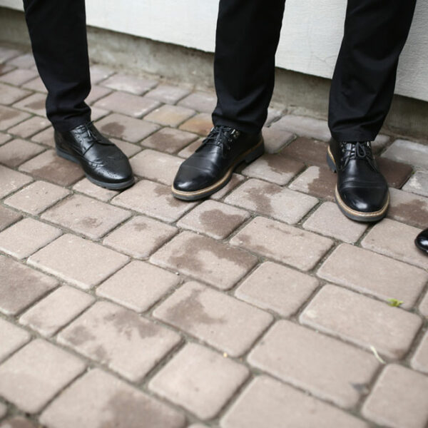 Pro tips for picking the right slip-resistant restaurant shoes