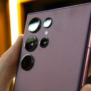 AT&T pre-order deals on Samsung Galaxy S22