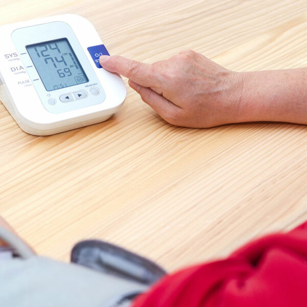 Home Blood Pressure Monitors – Features, Top Picks, and More